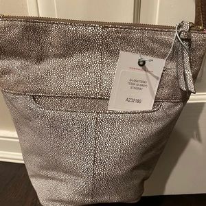 HOBO crossbody bag.  NWT.. includes dust cloth..